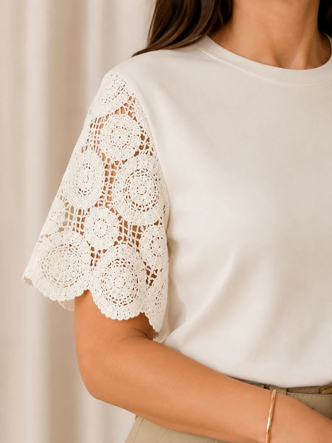 Blusa com Manga em Crochê Geisa