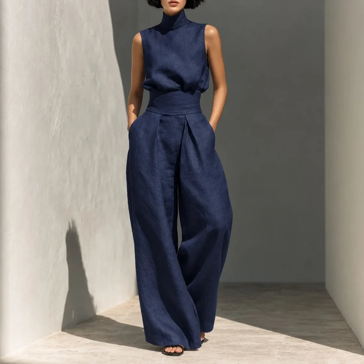 Conjunto Lysenne em Linho de Algodão com Gola Alta Drapeada e Pantalona Ampla