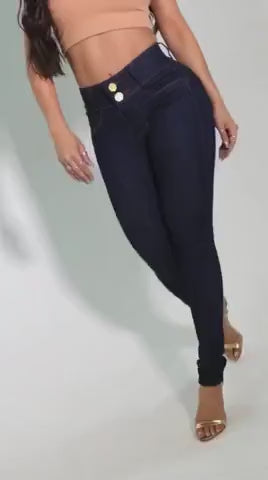 Calça Modeladora Preta que Não Desbota em vídeo 1